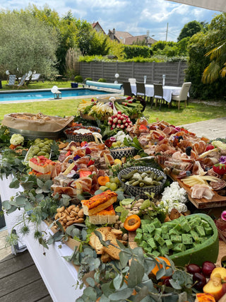 buffet dinatoire anniversaire famille traiteur évènementiel catering service ile de france grazing table planche apéro