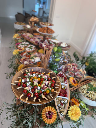 buffet dinatoire grazing table les savouristes catering service