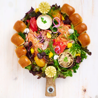 planche à partager traiteur évènementiel fruit de mer buns brunch familial légumes